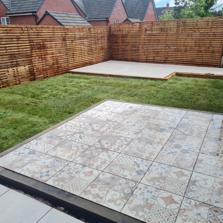 Woore - Porcelain Patio and Fencing